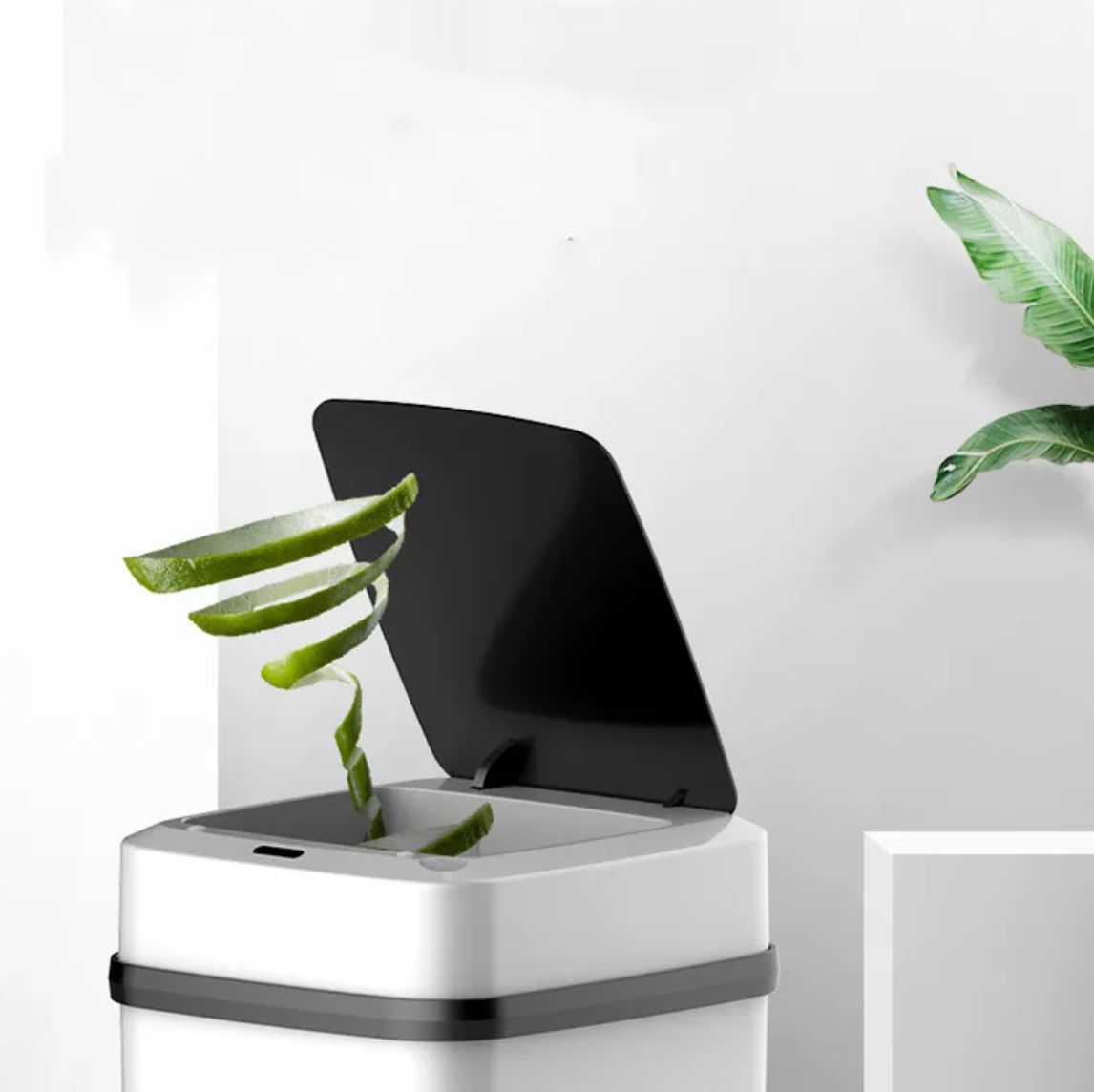 Smart Sensor Trash Can